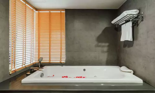 هتل د لونار پاتونگ پوکت